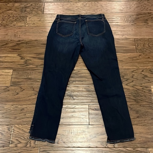 Eileen Fisher Straight Leg Mid Rise Size 8 - Picture 2 of 16